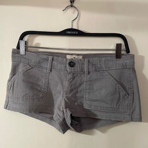 Hollister Low Rise SoCal Stretch Grey Short Shorts Size 1